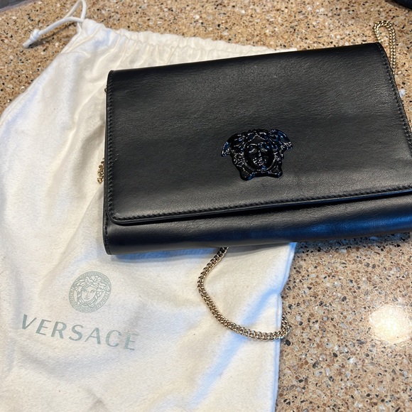 Versace - Picture 2 of 2